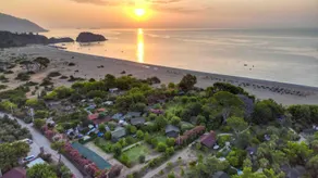 Etenna Beach Bungalows - Image 4
