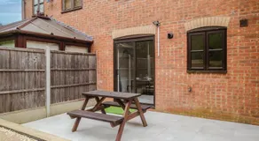 Modern and Stylish Home away from Home - Image 5