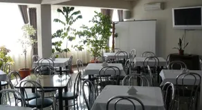 Euro House Hotel - Image 4