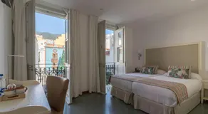 Hotel Emblemático Holiday Time - Image 2
