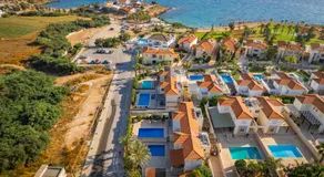 Atlantica 4 bedroom villa near the beach - Image 4
