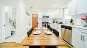 37-2 - 4BR Spacious Family Friendly near Boston & Parks - Free Parking - Image 3