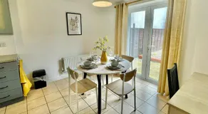 Rosebay Gardens, Cheltenham - Delightful, charming and very spacious 4BR Retreat - Image 5