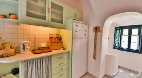 Christos Apartments Oia - Image 5