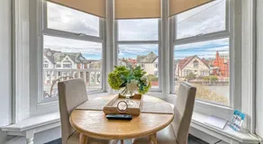 Fairhaven View by Guestz - Image 5