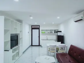 Sunlight apartment with classical style - Image 4
