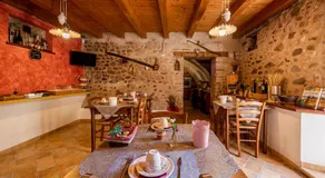 Agriturismo Borgo di Calmasino - Image 3