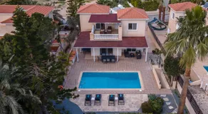 Villa Ervin, Coral Bay Center, Private Pool - Image 4