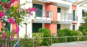 Sunny Apartment On The Sea - Image 5