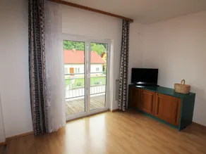 Comfy Apartment with Garden, Balcony, BBQ,Table Tennis Table - Image 5