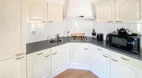 1 Bedroom Cozy StaCaravan In Putten - Image 2