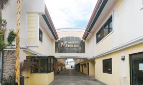 RedDoorz @ Moss Hotel Dasmarinas - Image 4