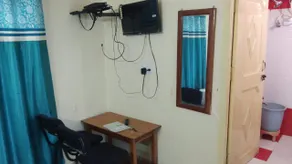 Rosetree Homestay Hotel Milan - Image 5