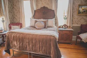 Boonville Luxury Lodging - Image 2