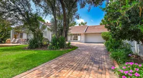 4BR Sandton Executive Home Office Pool Backup Power Sleeps 8-9 Fast WIFI - Image 5