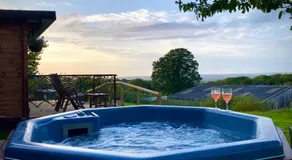 Cherry Tree Glamping Lodge - Image 3