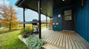 Cottage on the Lake - Image 4