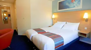 Travelodge Perth Broxden Junction - Image 3