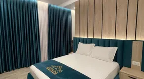 Reign Hotel - Image 4