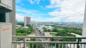Apartement Springwood By LiviRooms Tangerang - Image 4