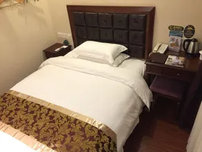 GreenTree Inn Chongqing Jiefangbei Xinmin Street Express Hotel - Image 5