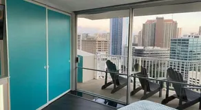 Jetsons Sunset Penthouse - MidCentury Modern Retreat - Image 5
