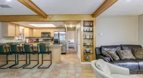 Welcome to Your Serene Waterfront Getaway! - Image 5