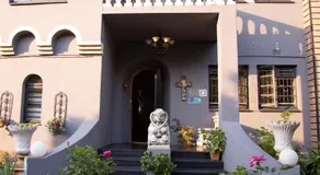 Ben's Bed and Breakfast - Image 3