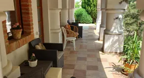 Négy Évszak Apartmanház - Image 3