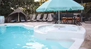 La yourte de Nîmes, sauna, spa , jacuzzi piscine et aire de jeux privatif - Image 3