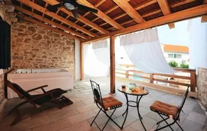 Vila Caruzzo - Image 1