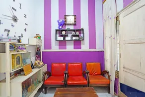 SPOT ON 91672 House Of Henny Tea - Image 4