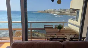 Sobre el Mar by CanariApartment, Oceanfront House with 3 Balconies in Salinetas - Image 2