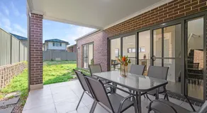 The Pond sweet 4 br home by Coles with garage&WiFi - Image 4