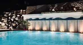 Lux Home & Garden - Image 2