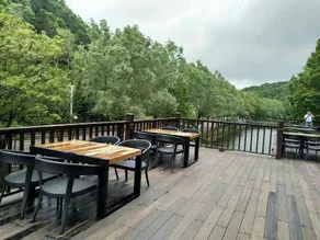 Baiyun Renjia Holiday Hotel - Image 4