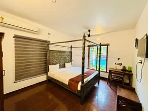 Courtyard Castle Heritage Resort - Private Villa & Rooms - Image 2