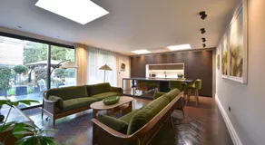 The Coach House - Image 3