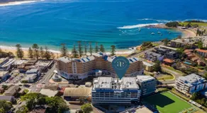 Apollo Short Walk To Beach Accom Holidays - Image 4