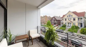 East Side Luxury 1BR Apt - Near Brady St with Balcony and Lounge - Sleeps 4 - Image 5