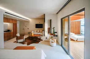 M Boutique Hotel - Designed for Adults - Image 2
