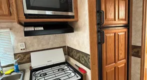 Cozy Camper RV Getaway by the Pond - Image 4