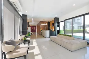 Gate43 Garden Villa - Image 5