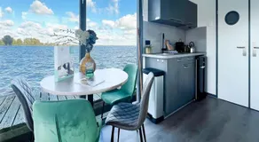 Houseboat for 4 on Uitgeester Lake - Image 3