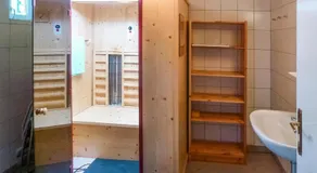 Villa Schnuck ــ Chalet mit Sauna in Bad Gastein - Image 3