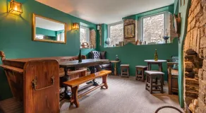 Tithe Barn - Self Check In Hotel - Image 2