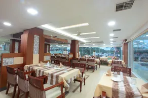 Hotel Hills Park - Image 3