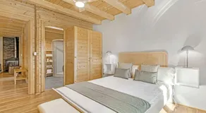 Cozy wood cabin, Casino, Pool, 25 min to Madrid Center - Image 2