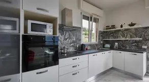 House Paradise - Image 5