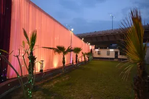 Vistara Courtyard - Image 3